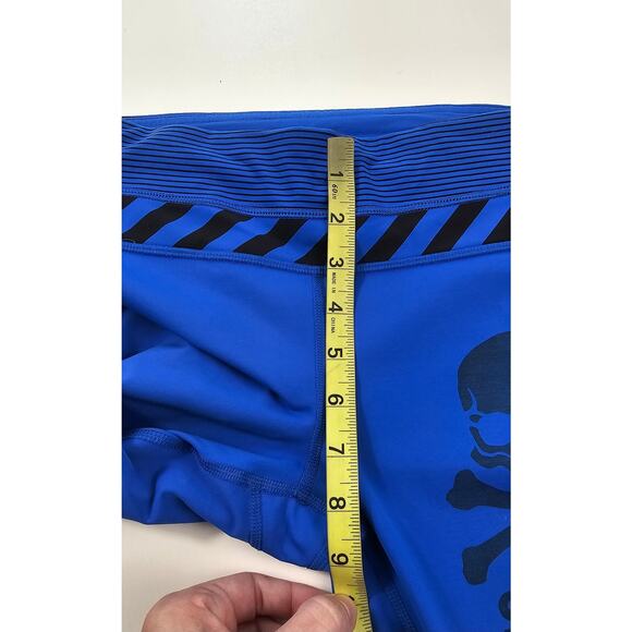 Lululemon X Soul Cycle Blue Capri Leggings Size 6 Skull Design - Picture 8 of 8